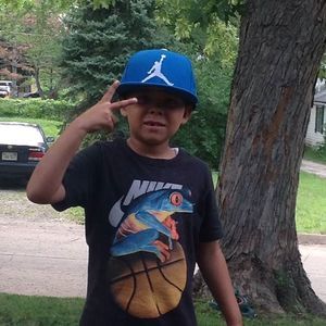 Meet your Posher, Carl